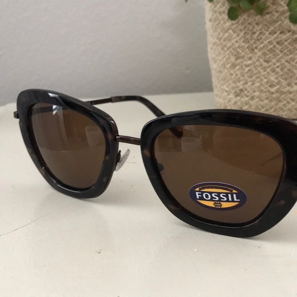 Fossil Sunglasses Black - Picture 5 of 5